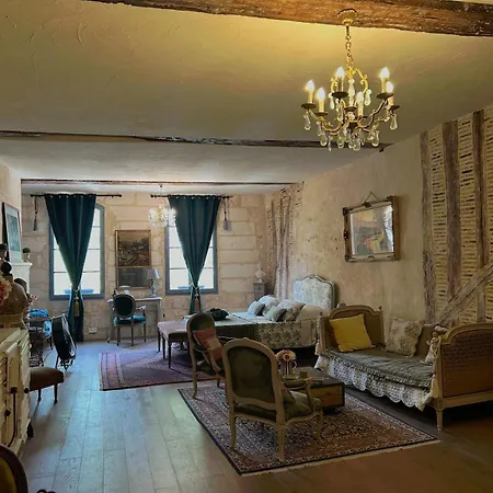Cosy - 2eme Etage - Centre Historique *